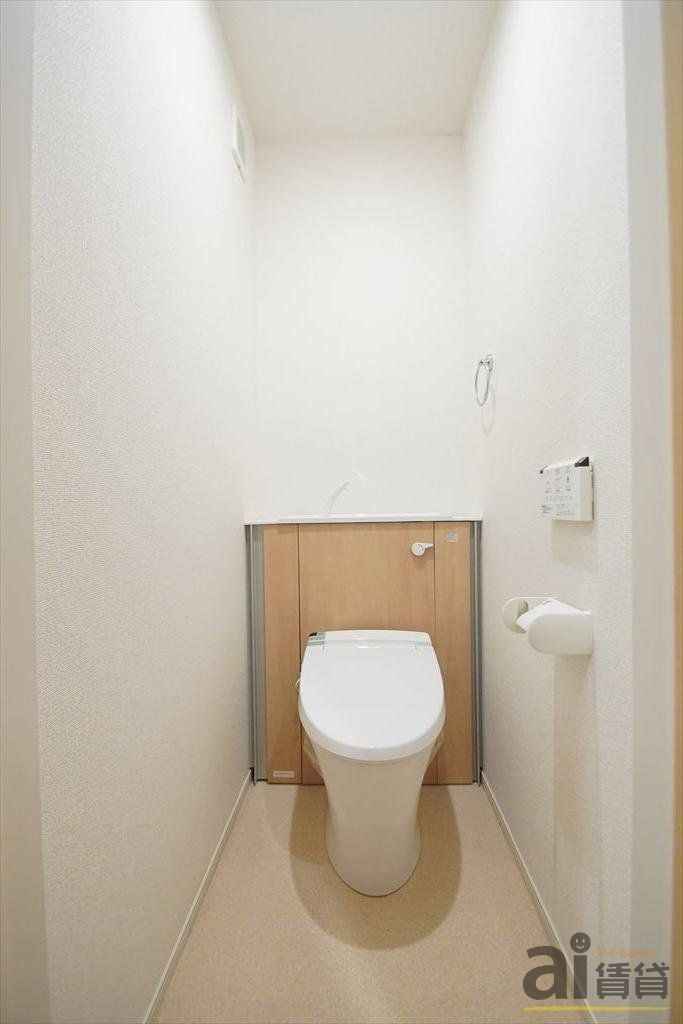 トイレ　※同仕様写真