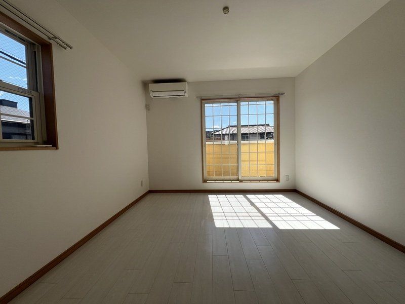 居室・リビング　物件画像