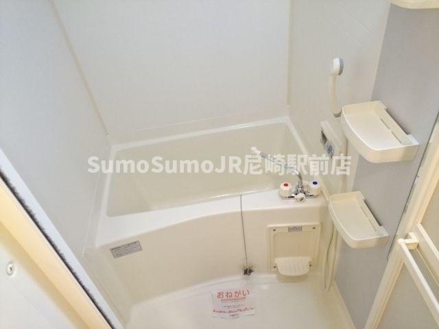 バス・シャワールーム　日々の疲れを癒すお風呂付です