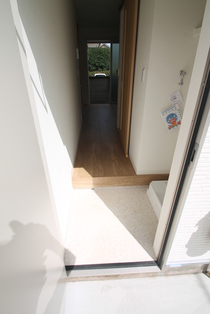 玄関　※類似写真です