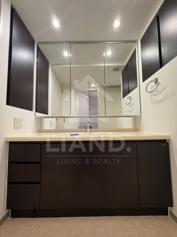 その他　グランアルト天神タワー