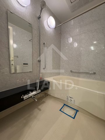 駐車場　グランアルト天神タワー