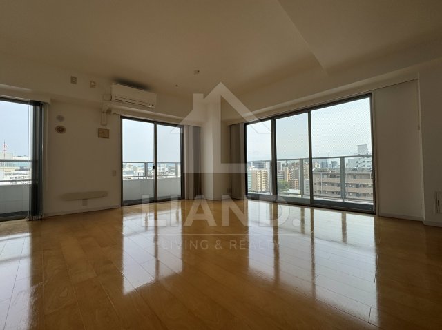 居室・リビング　グランアルト天神タワー