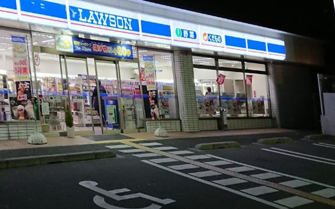 コンビニ　ローソン 四条西小路店（コンビニ）まで298m