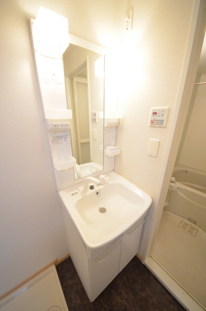 洗面設備　～顔を洗って元気に出発～