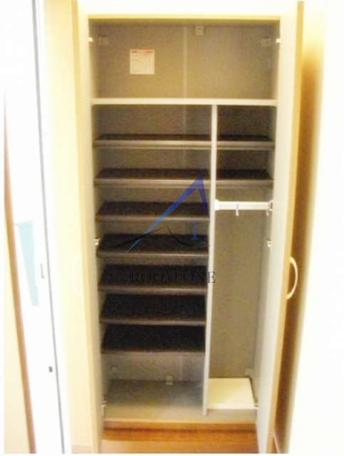 収納　シューズボックスです。