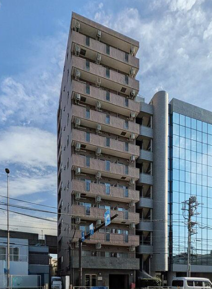建物外観　家賃1ヶ月無料。なるたけお得に済ませたいならオススメ