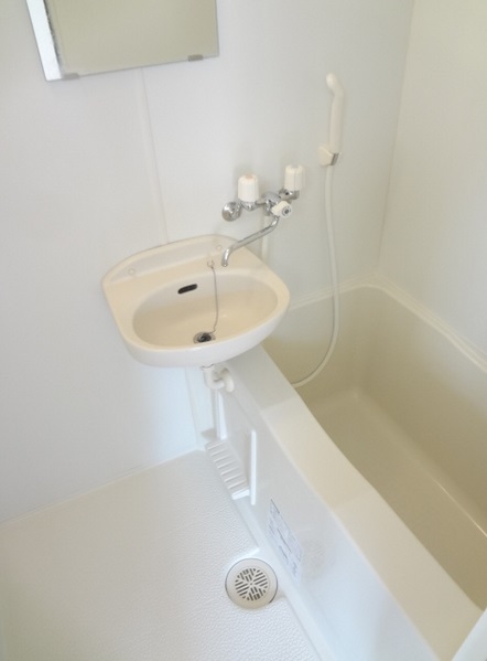 バス・シャワールーム　人気のバス・トイレ別タイプ