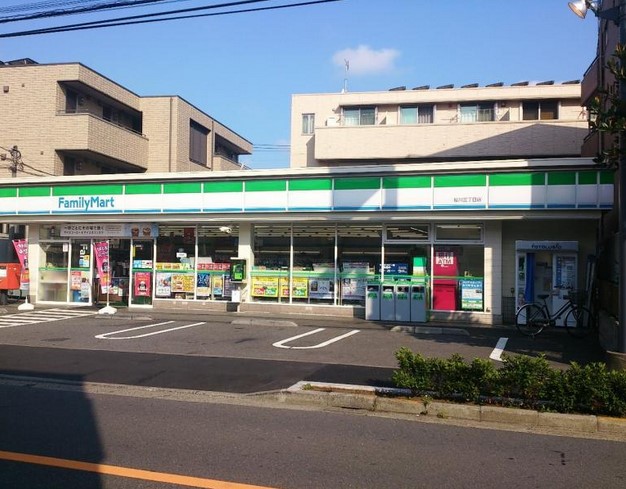 コンビニ　ファミリーマート 桜川二丁目店（コンビニ）まで337m