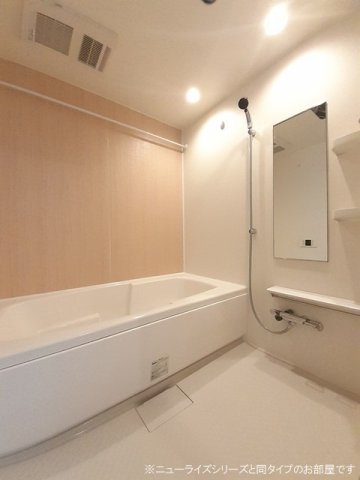 バス・シャワールーム　お風呂です