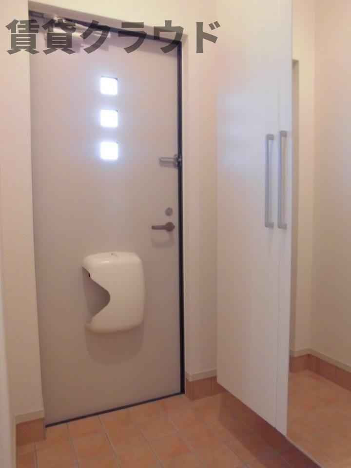 玄関　明るい玄関です