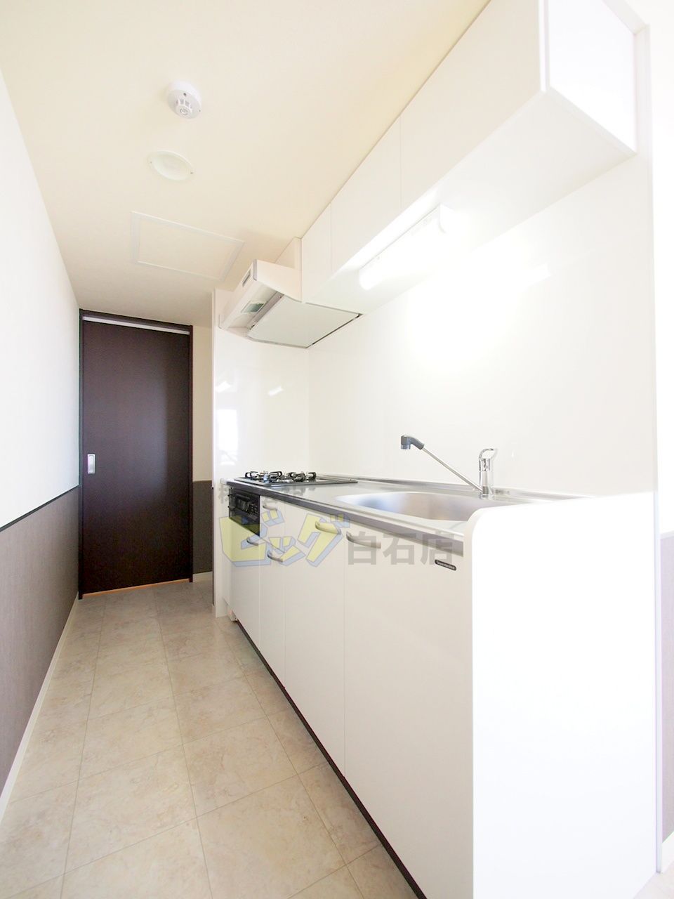 キッチン　人気の独立式システムキッチンです♪