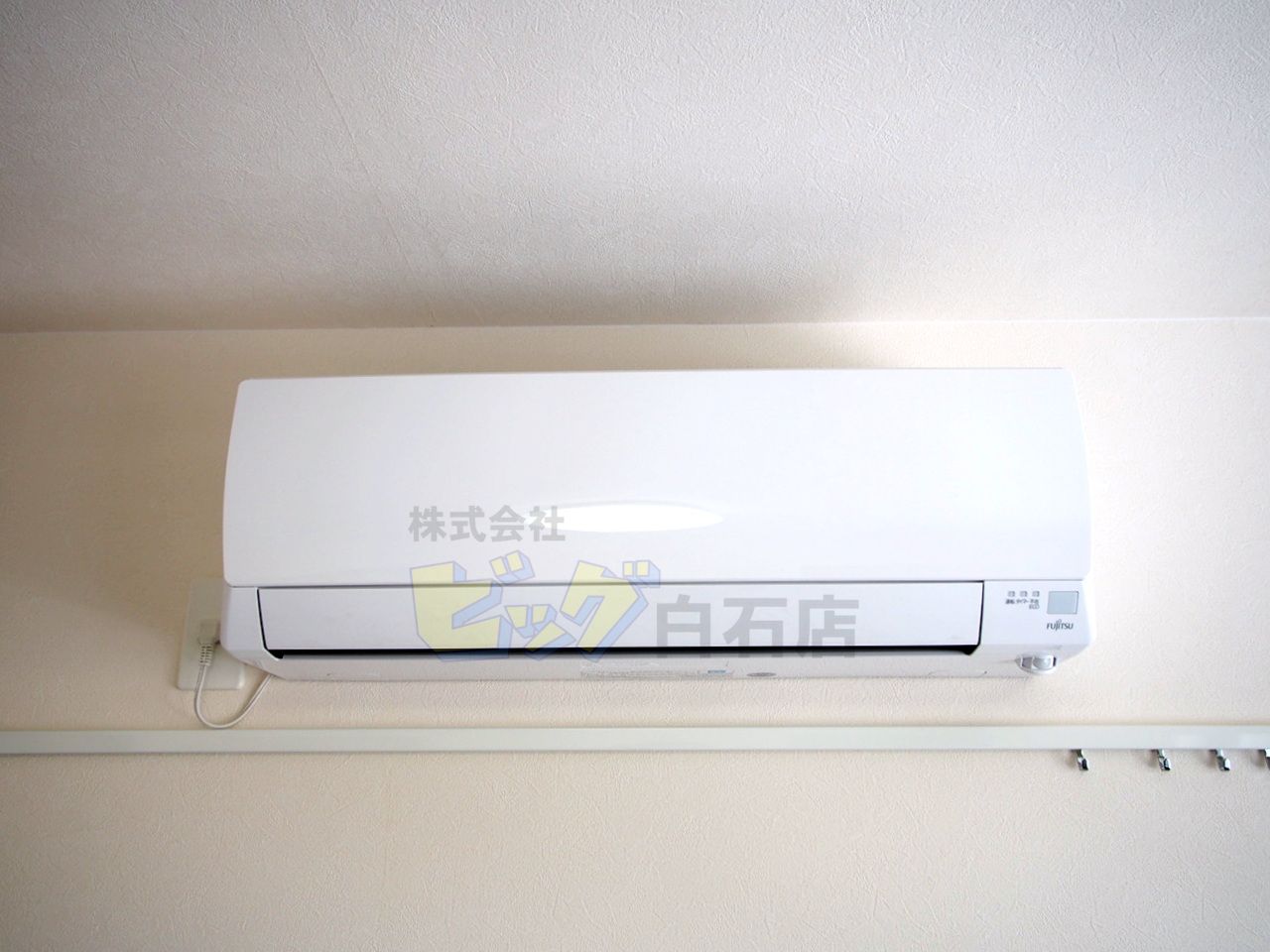 その他設備　夏も快適なエアコン付きです♪