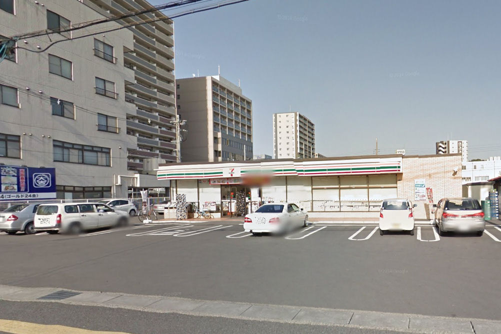 コンビニ　セブンイレブン宇都宮東宿郷店（コンビニ）まで353m