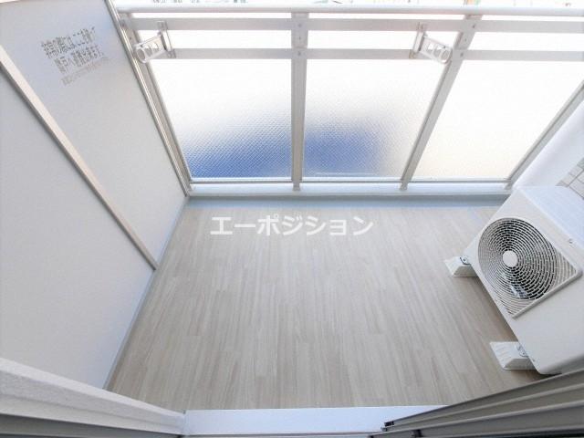 バルコニー　エスリード難波ザ・ゲート