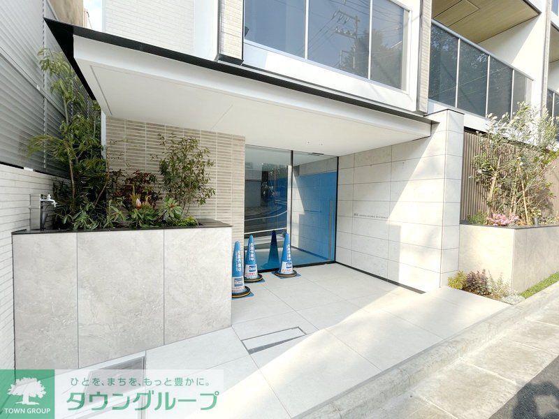 エントランス　部屋探しは株式会社　タウンハウジング　までお気軽にお問合せ…