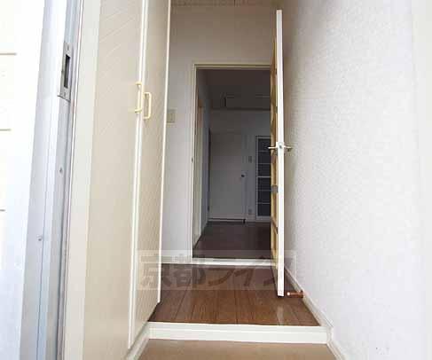 玄関　玄関です。