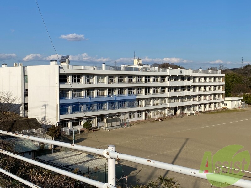 中学校　仙台市立将監東中学校（中学校）まで872m