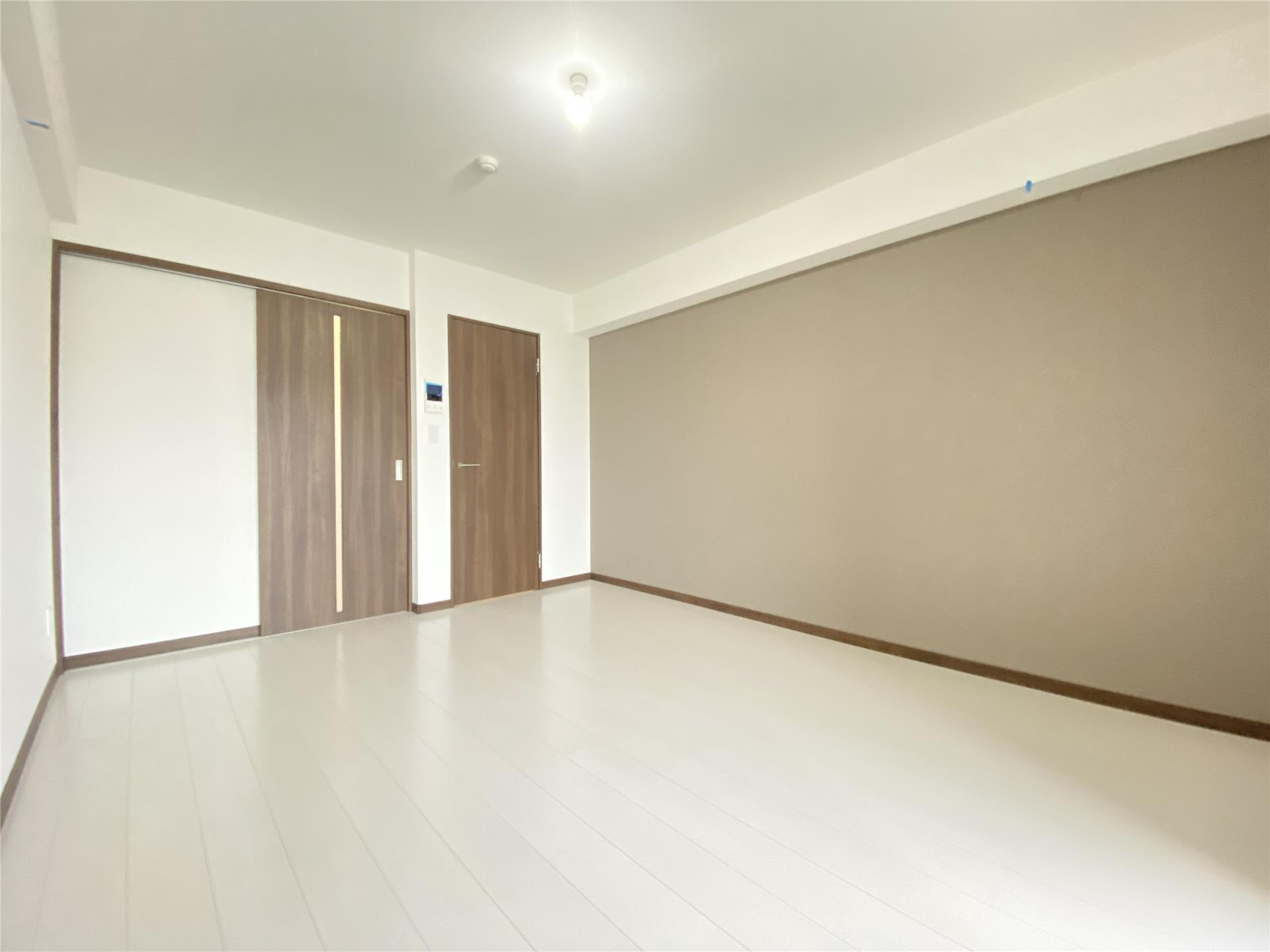 その他部屋・スペース　アクセントクロスは白に変更になる可能性がございます。