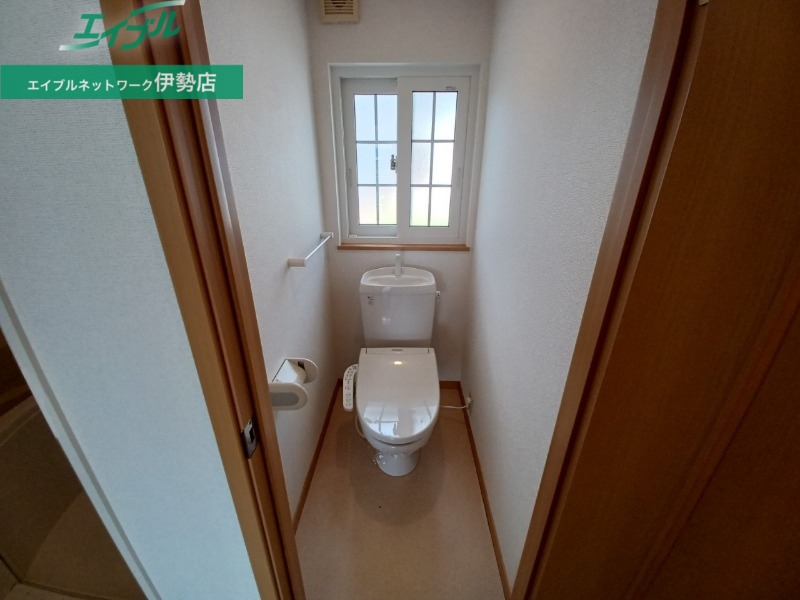 トイレ　反転タイプ参考写真