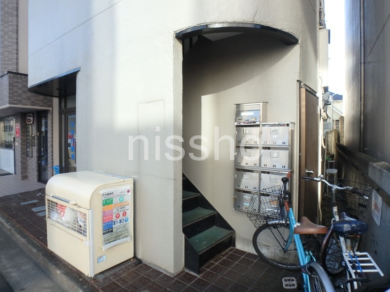 エントランス　エントランス部分