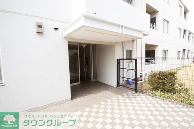 エントランス　★お問い合わせはタウンハウジングまで★
