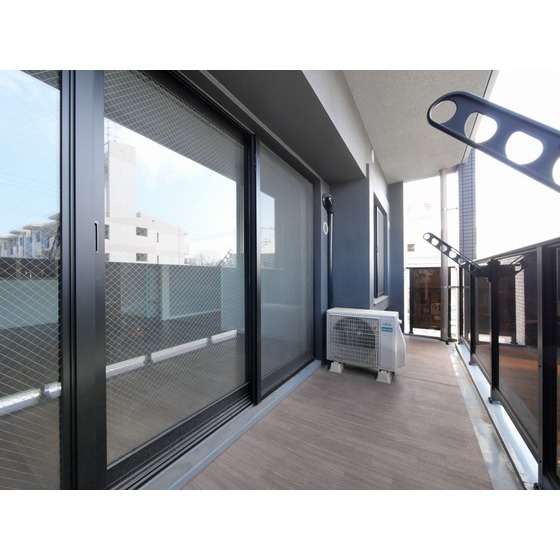 バルコニー　別部屋の写真です。