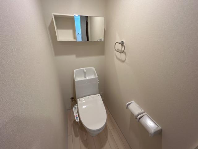トイレ　シャワー付トイレ