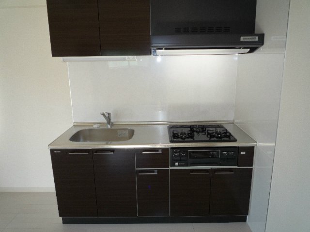 キッチン　ガス3口システムキッチン♪