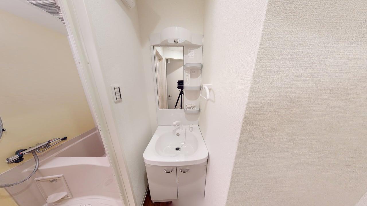 洗面設備　同タイプの写真です。※現況優先です。