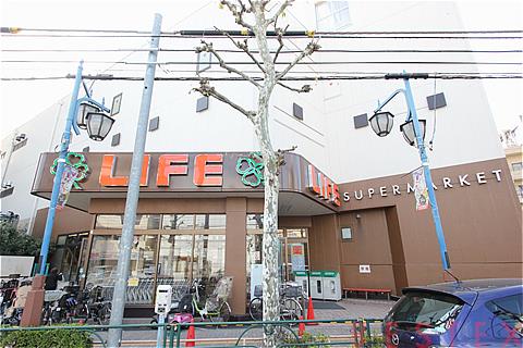 スーパー　ライフ新大塚店（スーパー）まで525m
