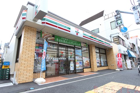 コンビニ　セブンイレブン豊島南大塚1丁目南店（コンビニ）まで387m