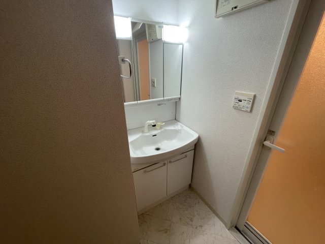 洗面設備　※別階5号室参照