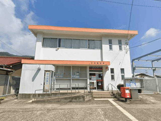 郵便局　多度郵便局（郵便局）まで1869m