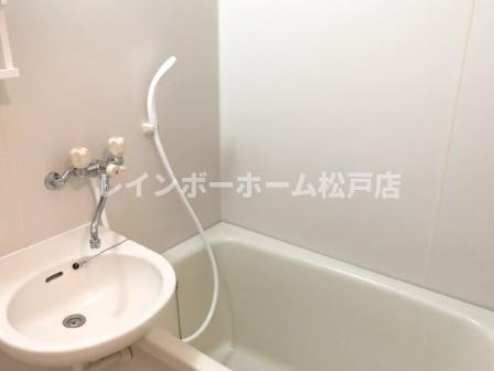 バス・シャワールーム　日々の暮らしに欠かせないお風呂です