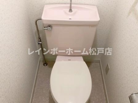 トイレ　コンパクトで使いやすいトイレです