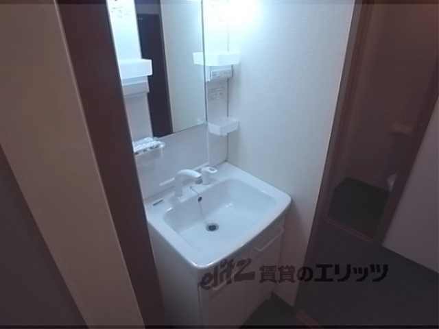 洗面設備　独立洗面台