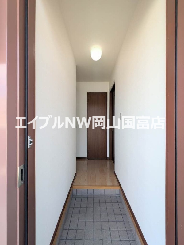 ピナクル・国富 1番館の玄関写真