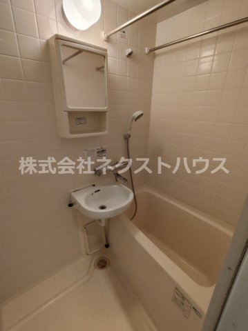 バス・シャワールーム　別部屋参考写真です