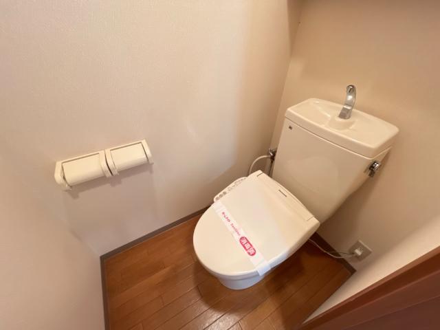トイレ　シャワー付トイレ