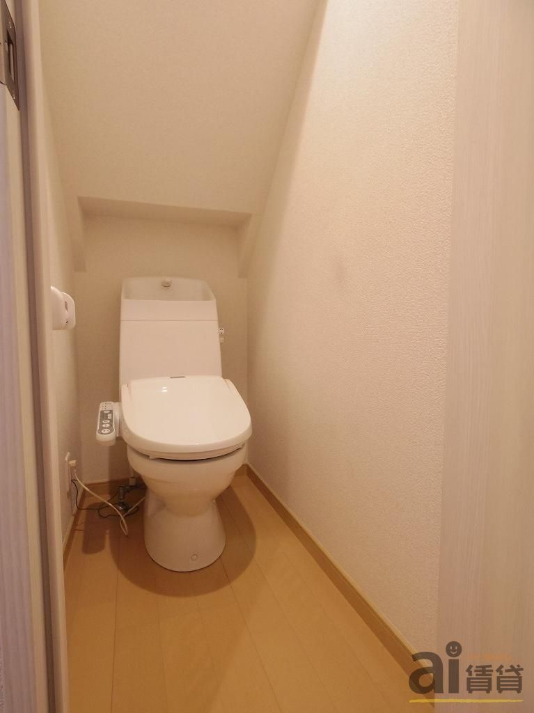 トイレ　※同仕様写真です