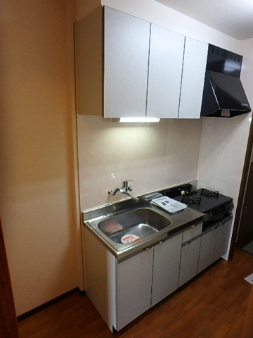 キッチン　※写真は他号室です
