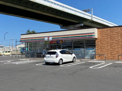 コンビニ　セブンイレブン 佐野漁港前店（コンビニ）まで568m