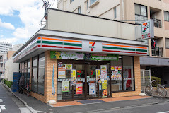 コンビニ　セブンイレブン千住仲町店（コンビニ）まで144m