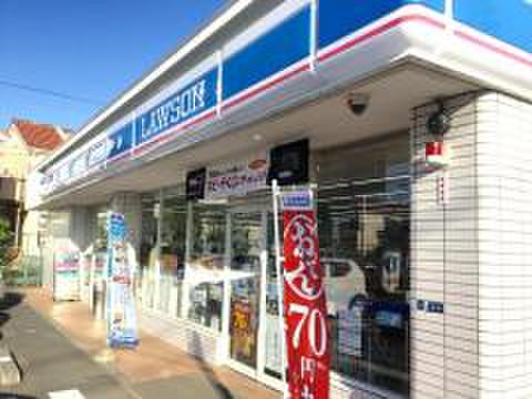 コンビニ　ローソン辻堂東海岸店（コンビニ）まで200m