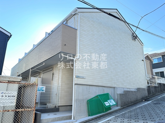 建物外観　京急線「京急富岡駅」より徒歩９分の物件です！