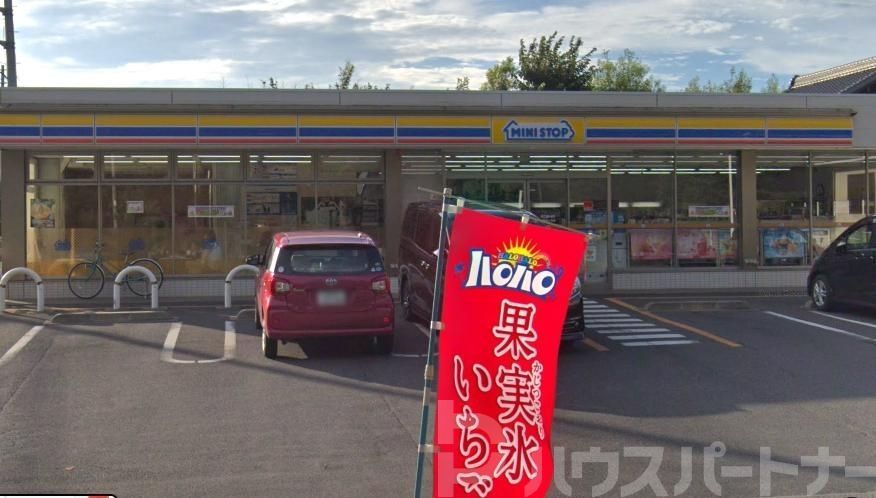 コンビニ　ミニストップ松戸金ケ作店（コンビニ）まで210m