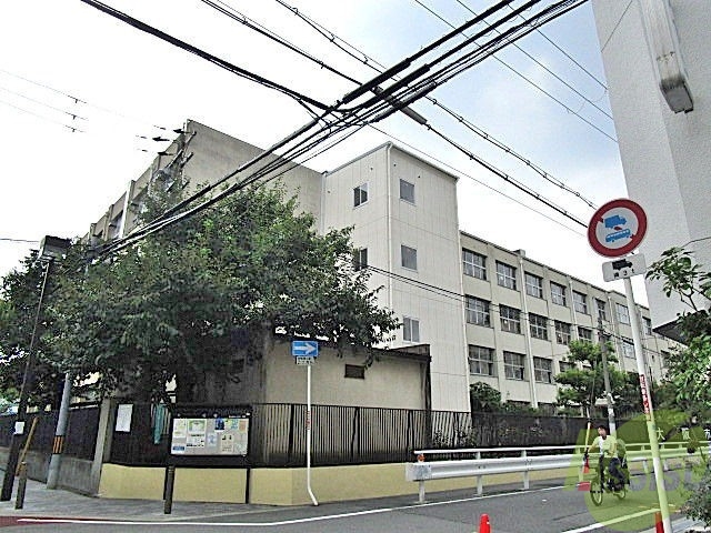 小学校　大阪市立木川小学校（小学校）まで576m