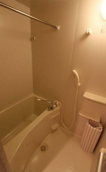 バス・シャワールーム　別部屋の画像を使用しております。
