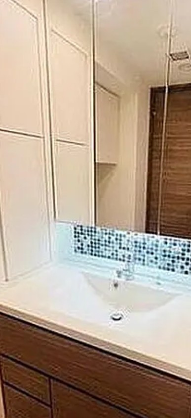 洗面設備　コンパクトで使いやすい洗面所
